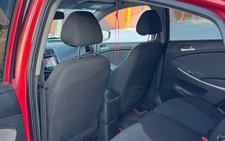 Hyundai Solaris II рестайлинг, 2011 год, 690 000 рублей, 10 фотография