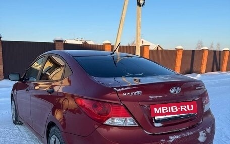 Hyundai Solaris II рестайлинг, 2011 год, 690 000 рублей, 2 фотография
