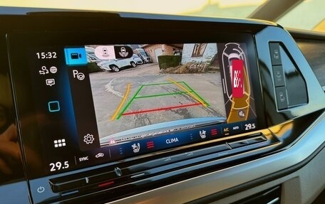 Volkswagen Multivan, 2023 год, 5 400 000 рублей, 6 фотография