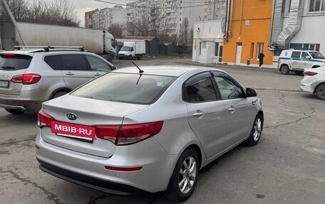 KIA Rio III рестайлинг, 2016 год, 1 350 000 рублей, 5 фотография
