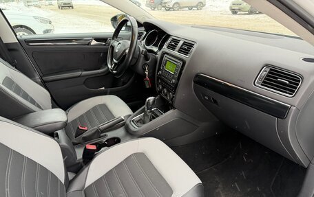 Volkswagen Jetta VI, 2016 год, 1 250 000 рублей, 14 фотография