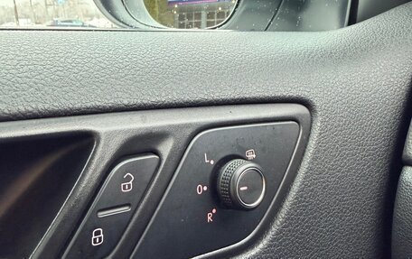 Volkswagen Jetta VI, 2016 год, 1 250 000 рублей, 22 фотография