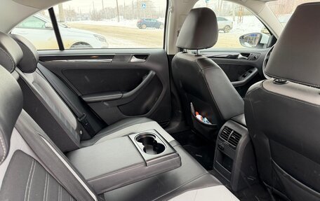 Volkswagen Jetta VI, 2016 год, 1 250 000 рублей, 16 фотография