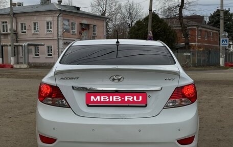 Hyundai Accent IV, 2012 год, 990 000 рублей, 3 фотография