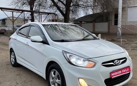 Hyundai Accent IV, 2012 год, 990 000 рублей, 8 фотография
