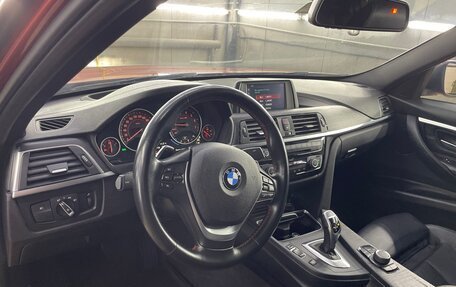 BMW 3 серия, 2017 год, 2 400 000 рублей, 3 фотография