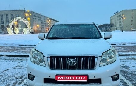 Toyota Land Cruiser Prado 150 рестайлинг 2, 2012 год, 2 299 000 рублей, 7 фотография