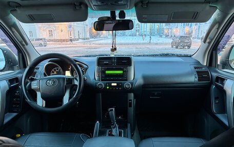 Toyota Land Cruiser Prado 150 рестайлинг 2, 2012 год, 2 299 000 рублей, 10 фотография
