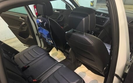 Volkswagen Tiguan II, 2021 год, 4 400 000 рублей, 13 фотография