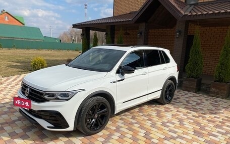 Volkswagen Tiguan II, 2021 год, 4 400 000 рублей, 32 фотография