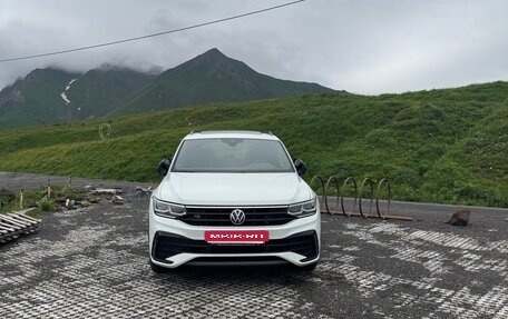 Volkswagen Tiguan II, 2021 год, 4 400 000 рублей, 30 фотография