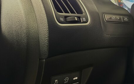 Infiniti Q50 I рестайлинг, 2014 год, 1 645 000 рублей, 9 фотография