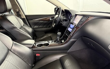 Infiniti Q50 I рестайлинг, 2014 год, 1 645 000 рублей, 14 фотография