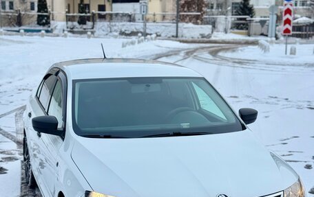 Skoda Rapid I, 2015 год, 1 195 000 рублей, 4 фотография