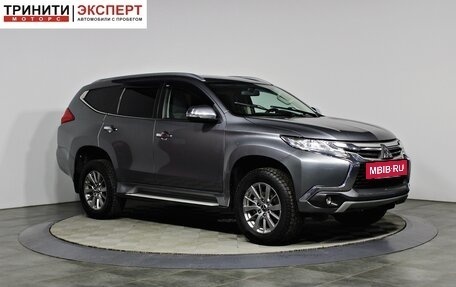 Mitsubishi Pajero Sport III рестайлинг, 2017 год, 2 397 000 рублей, 3 фотография