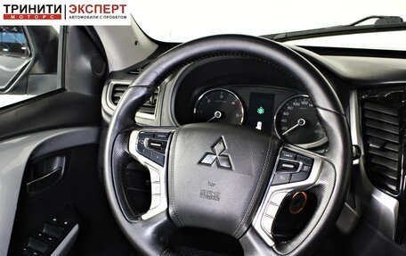 Mitsubishi Pajero Sport III рестайлинг, 2017 год, 2 397 000 рублей, 12 фотография