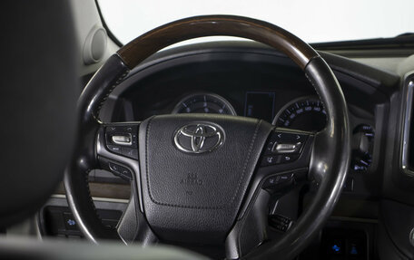 Toyota Land Cruiser 200, 2016 год, 5 195 000 рублей, 13 фотография