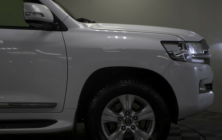 Toyota Land Cruiser 200, 2016 год, 5 195 000 рублей, 24 фотография