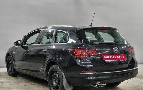 Opel Astra J, 2013 год, 850 000 рублей, 7 фотография