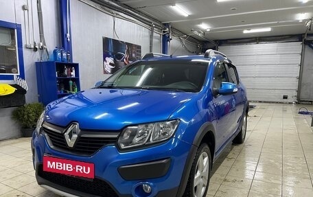 Renault Sandero II рестайлинг, 2017 год, 950 000 рублей, 1 фотография