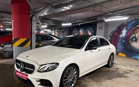 Mercedes-Benz E-Класс, 2017 год, 3 400 000 рублей, 1 фотография