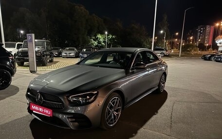 Mercedes-Benz E-Класс, 2021 год, 5 999 999 рублей, 2 фотография