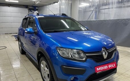 Renault Sandero II рестайлинг, 2017 год, 950 000 рублей, 2 фотография