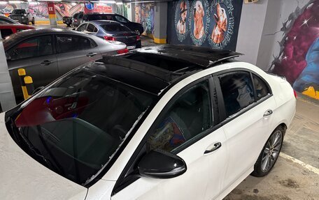 Mercedes-Benz E-Класс, 2017 год, 3 400 000 рублей, 8 фотография