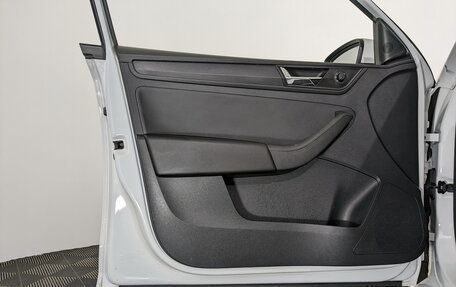 Skoda Rapid II, 2021 год, 1 575 000 рублей, 19 фотография