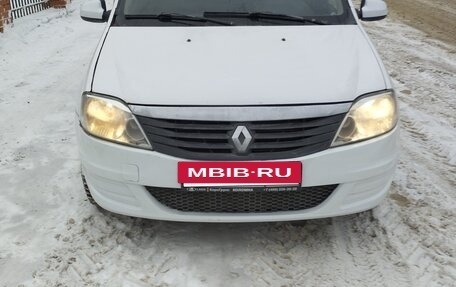 Renault Logan I, 2013 год, 268 000 рублей, 2 фотография