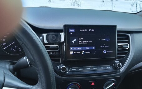 Hyundai Solaris II рестайлинг, 2022 год, 1 500 000 рублей, 2 фотография