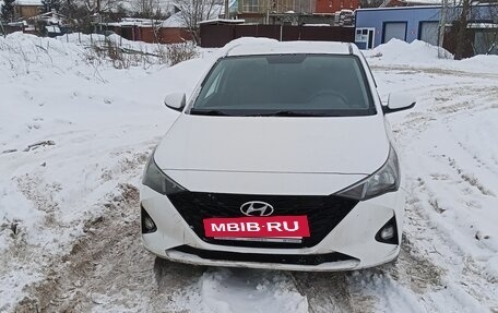 Hyundai Solaris II рестайлинг, 2022 год, 1 500 000 рублей, 9 фотография