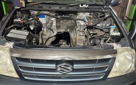 Suzuki Escudo III, 2004 год, 1 350 000 рублей, 19 фотография