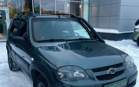 Chevrolet Niva I рестайлинг, 2019 год, 792 000 рублей, 3 фотография