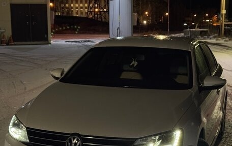 Volkswagen Jetta VI, 2016 год, 1 050 000 рублей, 9 фотография