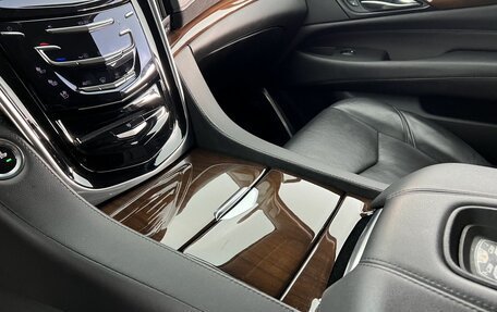 Cadillac Escalade IV, 2020 год, 5 995 000 рублей, 17 фотография