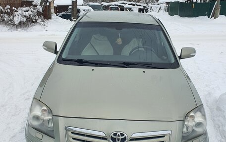 Toyota Avensis III рестайлинг, 2007 год, 800 000 рублей, 4 фотография