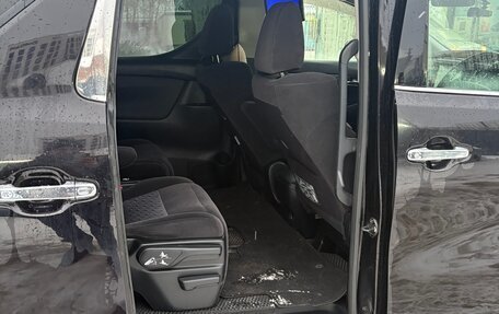 Toyota Vellfire II, 2015 год, 2 600 000 рублей, 19 фотография