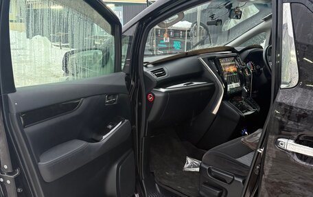 Toyota Vellfire II, 2015 год, 2 600 000 рублей, 23 фотография