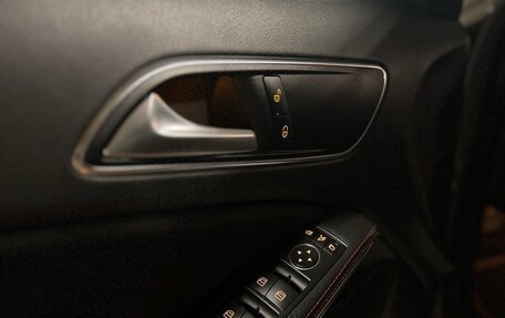 Mercedes-Benz GLA, 2018 год, 2 900 000 рублей, 7 фотография