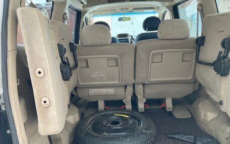 Nissan Serena II, 2003 год, 700 000 рублей, 19 фотография