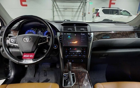 Toyota Camry, 2018 год, 2 579 000 рублей, 17 фотография
