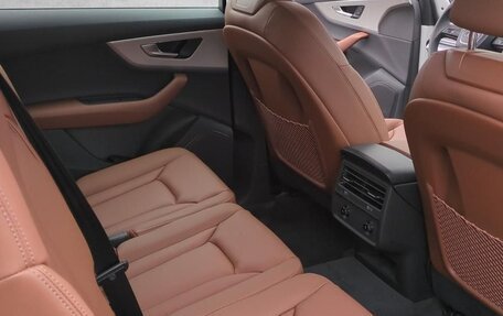 Audi Q7, 2025 год, 12 995 000 рублей, 14 фотография