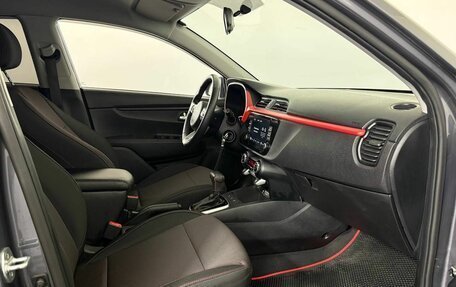 KIA Rio IV, 2021 год, 1 675 000 рублей, 10 фотография