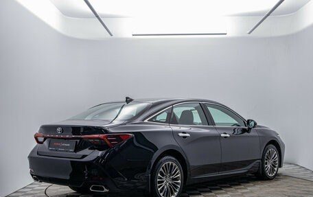 Toyota Avalon, 2023 год, 3 880 000 рублей, 5 фотография