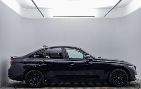 BMW 3 серия, 2018 год, 1 760 000 рублей, 4 фотография