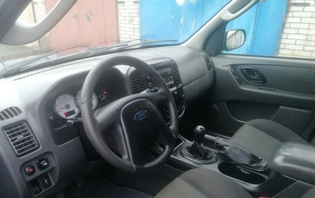 Ford Escape II, 2004 год, 299 000 рублей, 8 фотография
