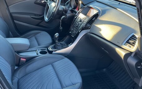 Opel Astra J, 2014 год, 900 000 рублей, 22 фотография