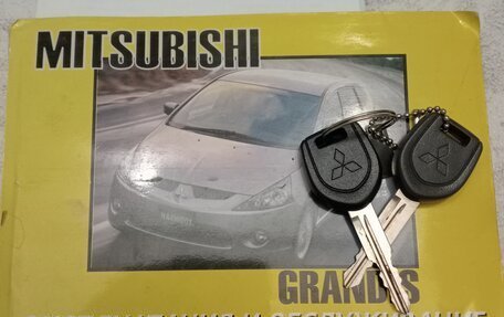 Mitsubishi Grandis, 2003 год, 720 000 рублей, 2 фотография