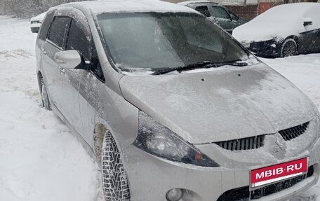 Mitsubishi Grandis, 2003 год, 720 000 рублей, 10 фотография